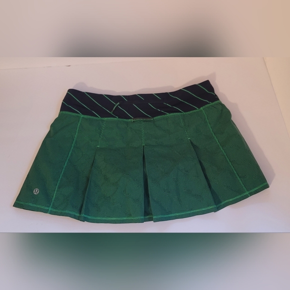 Lululemon Fast Cat Skirt SET, Sz 8, Green Bean / Inkwell / Slalom Stripe Inkwell - Picture 7 of 9